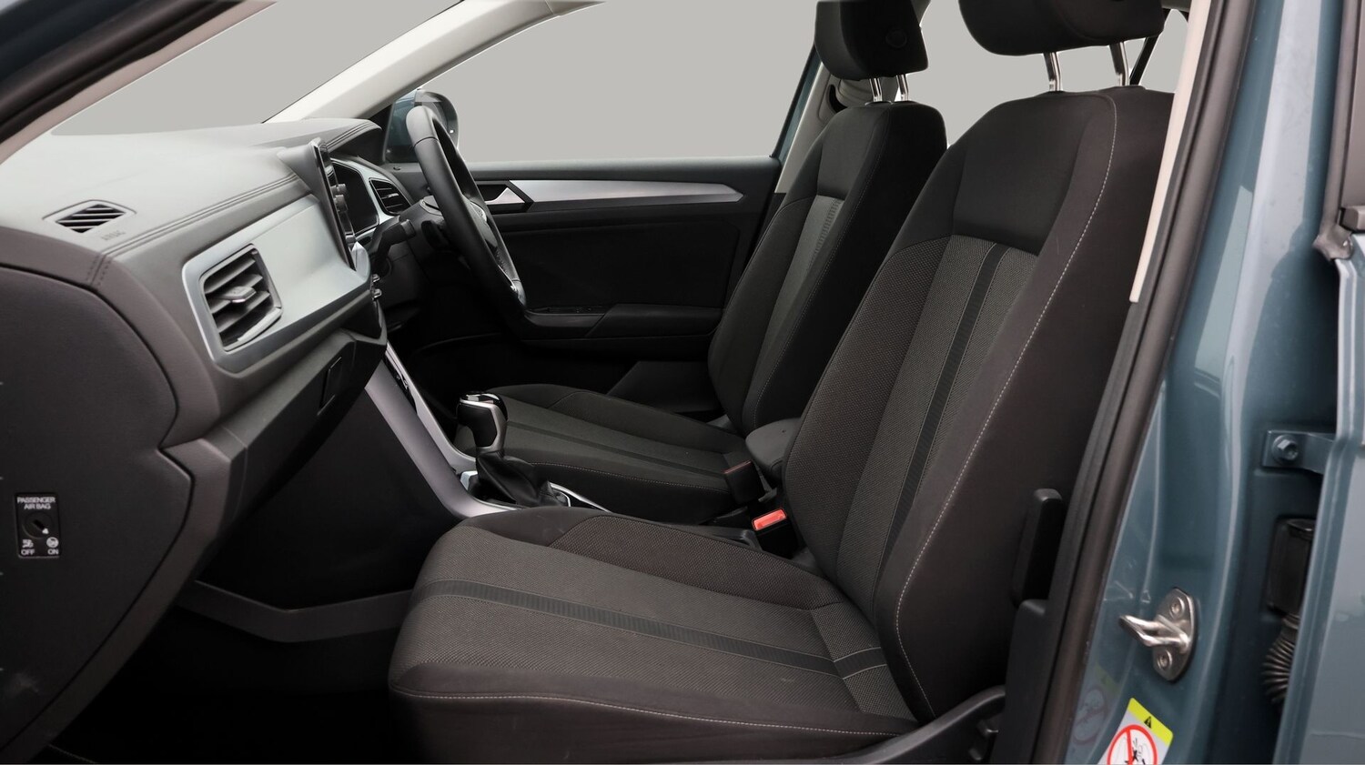 Used Volkswagen T-Roc 2023 for sale - 77459812: Photo 14