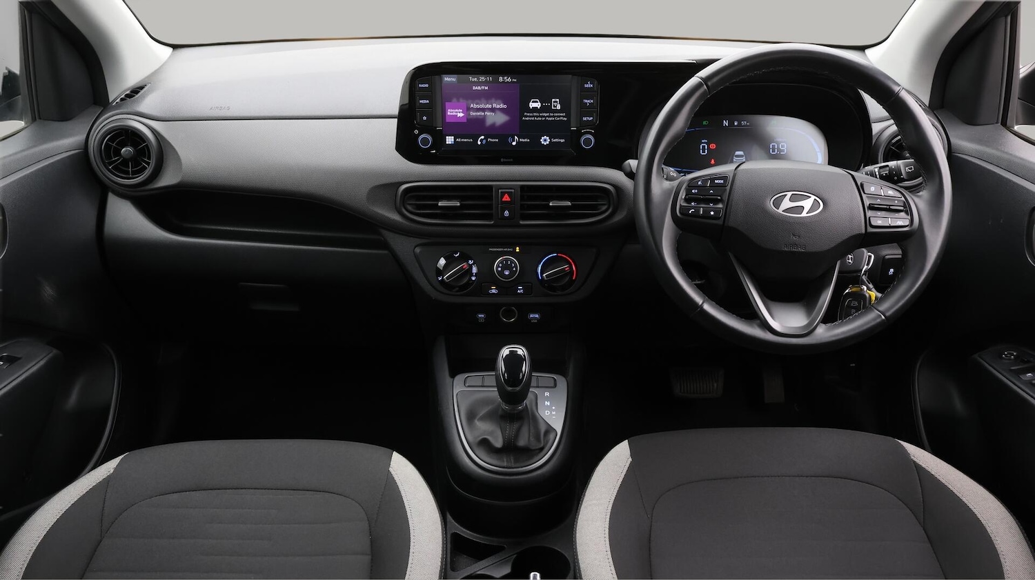 Used Hyundai i10 for sale - 76728069: Photo 14