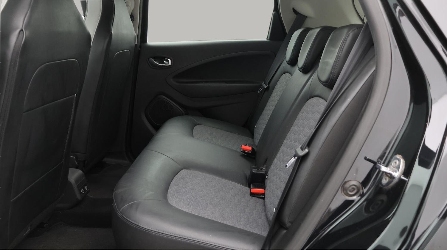 Used Renault Zoe 2021 for sale - 76689205: Photo 17