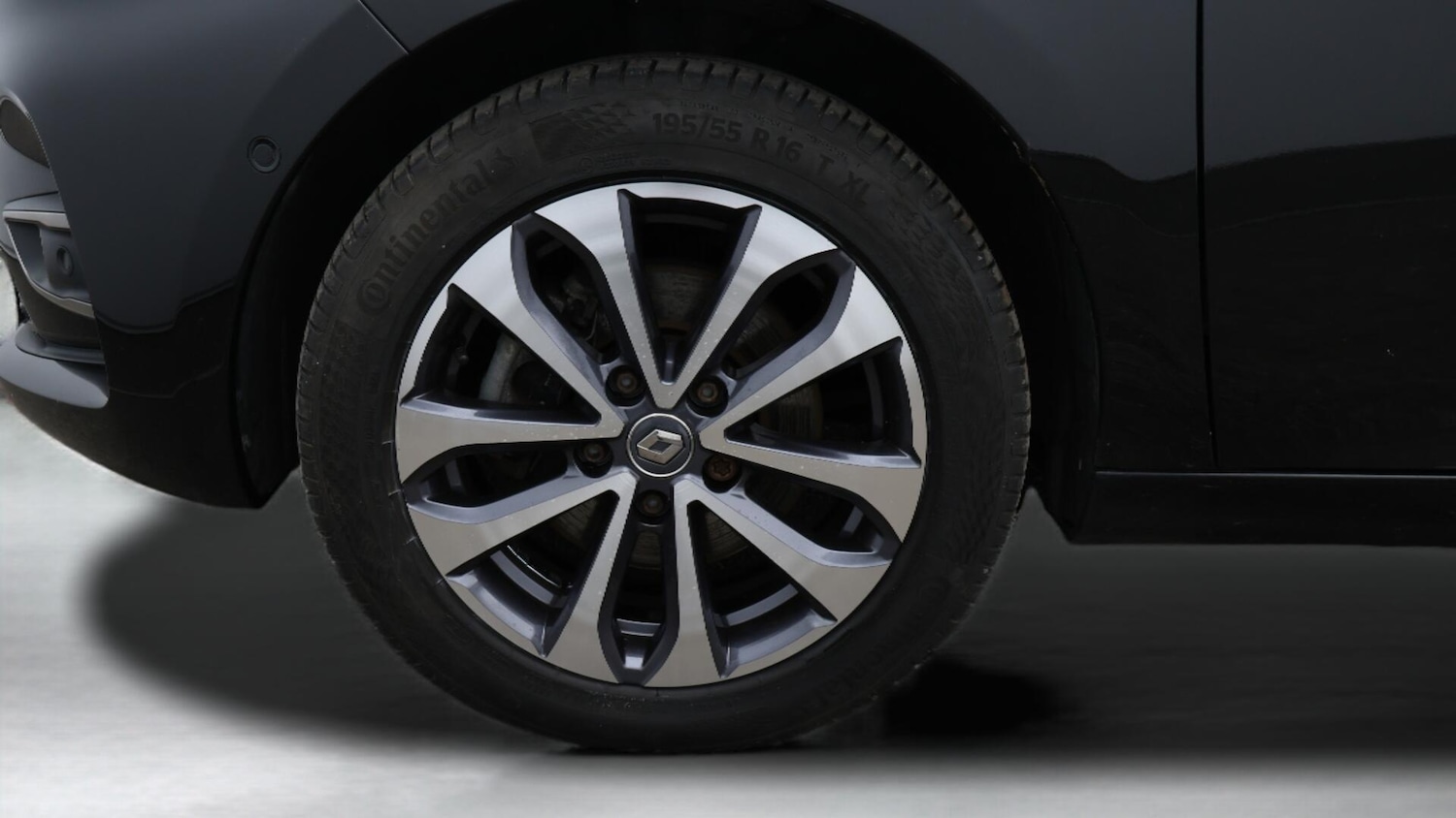 Used Renault Zoe 2021 for sale - 76689205: Photo 19