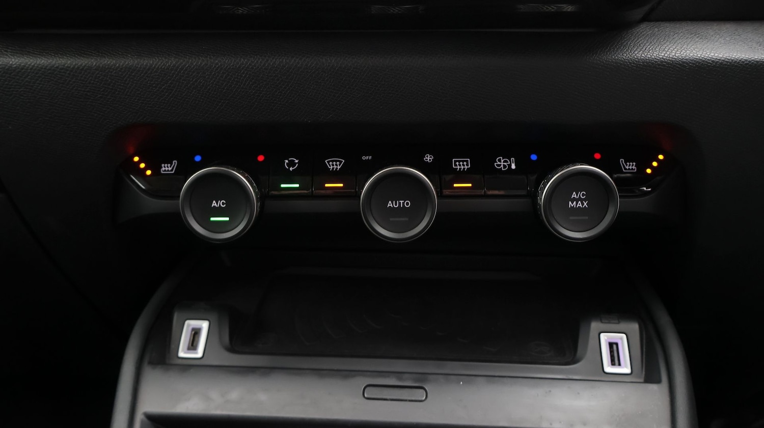 Used Citroen C4 2021 for sale - 77934852: Photo 12