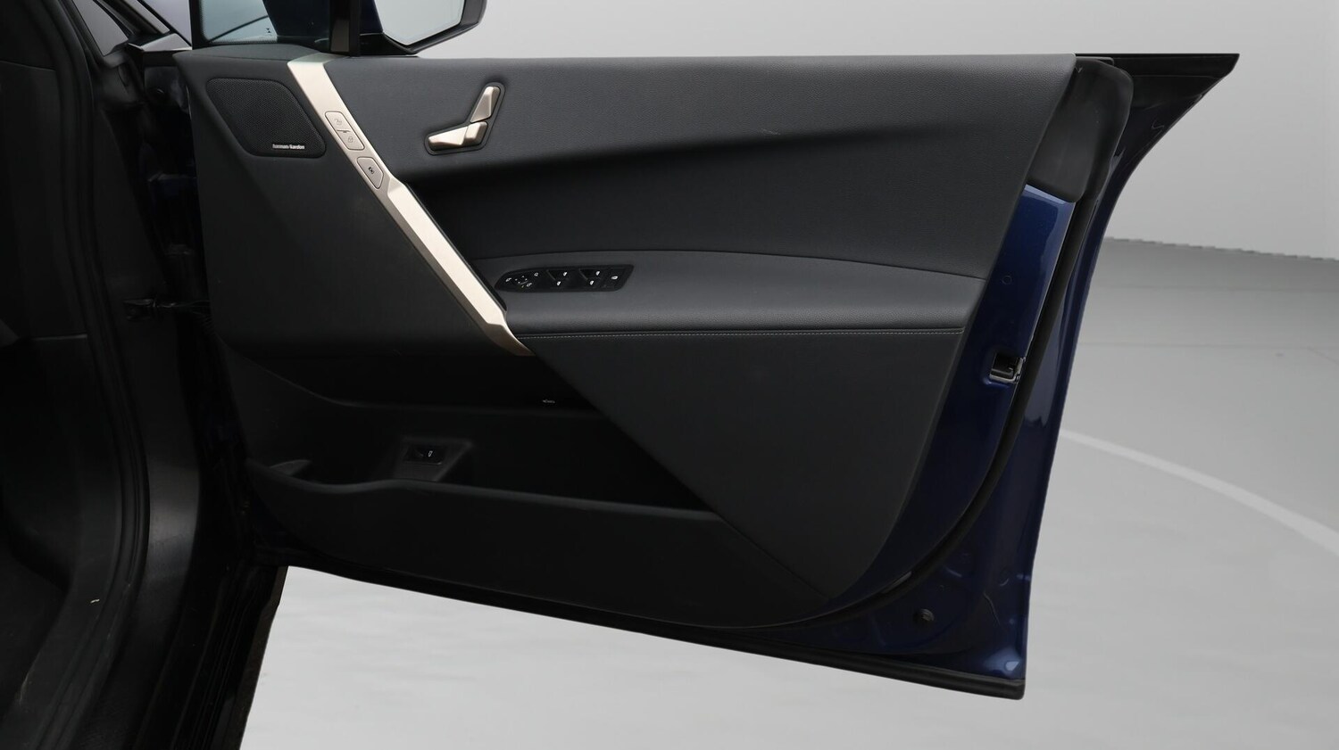 Used BMW iX 2022 for sale - 76632695: Photo 16