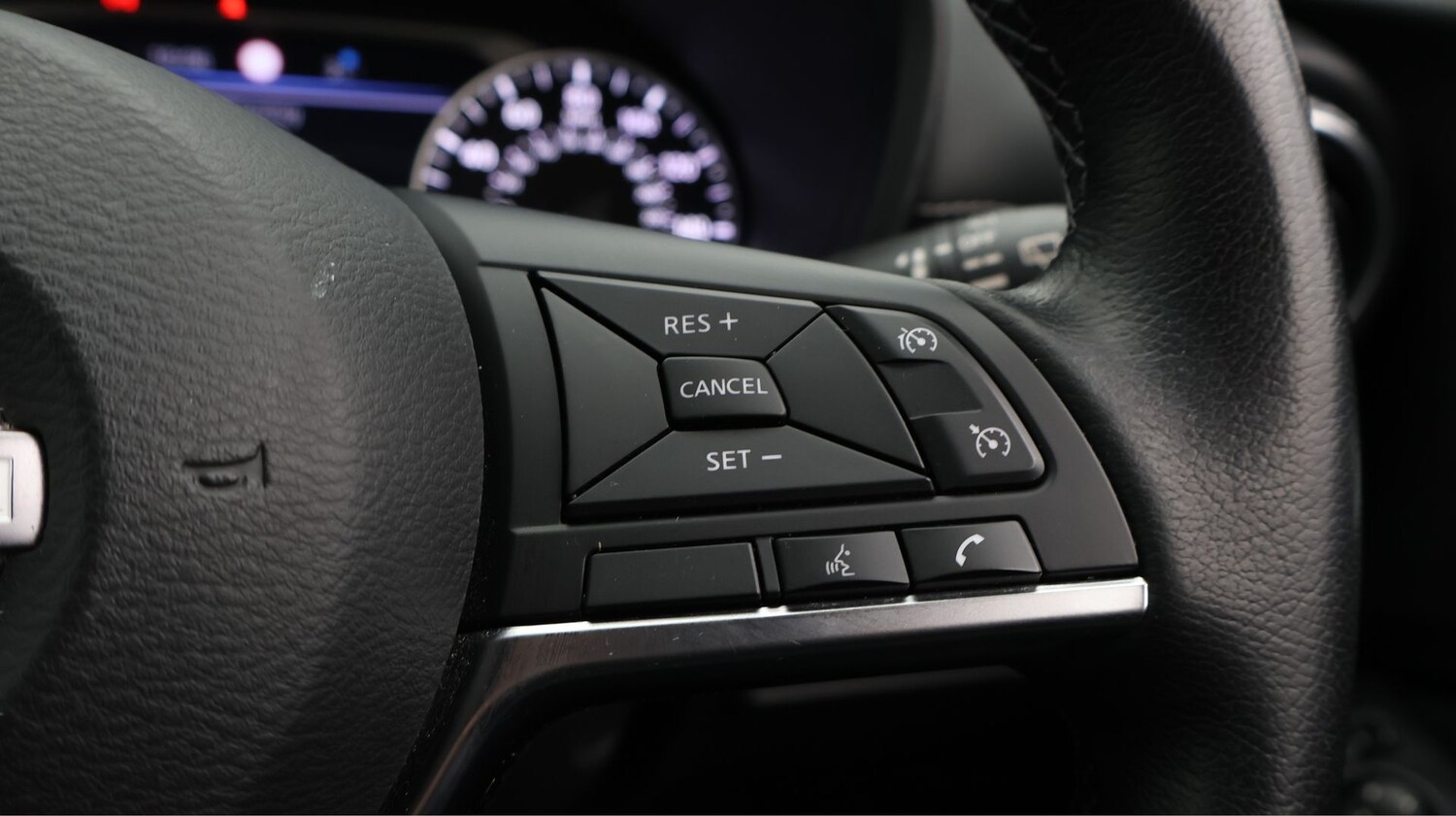 Used Nissan Juke 2023 for sale - 77616925: Photo 24