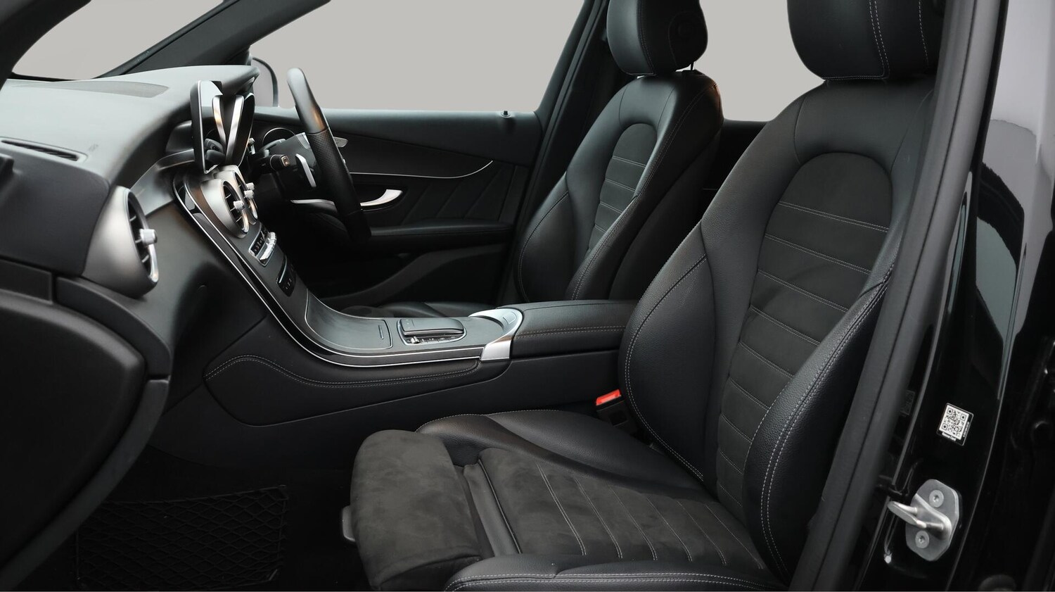 Used Mercedes-Benz GLC 2020 for sale - 76152418: Photo 15