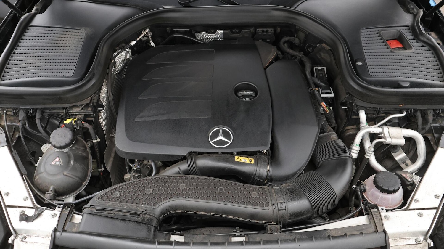 Used Mercedes-Benz GLC 2020 for sale - 76152418: Photo 20