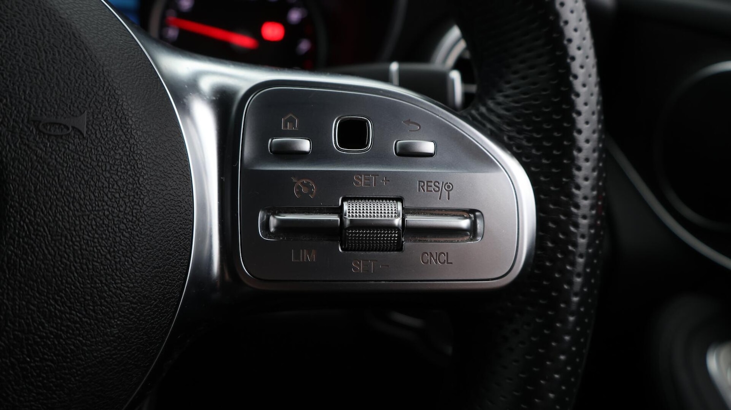 Used Mercedes-Benz GLC 2020 for sale - 76152418: Photo 26