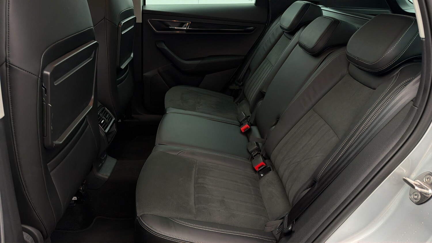 Used Skoda Karoq 2021 for sale - 77997545: Photo 15