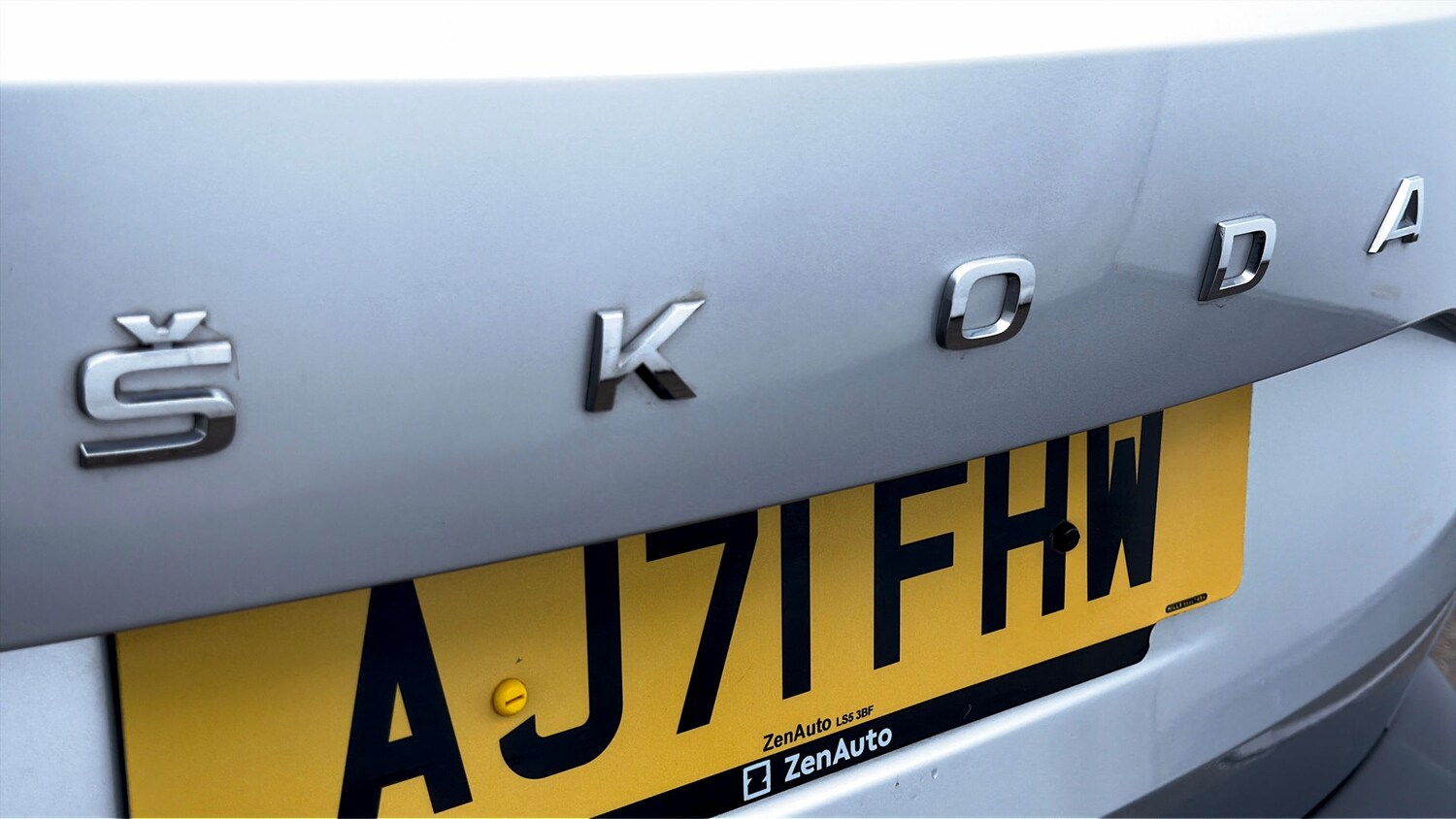 Used Skoda Karoq 2021 for sale - 77997545: Photo 21