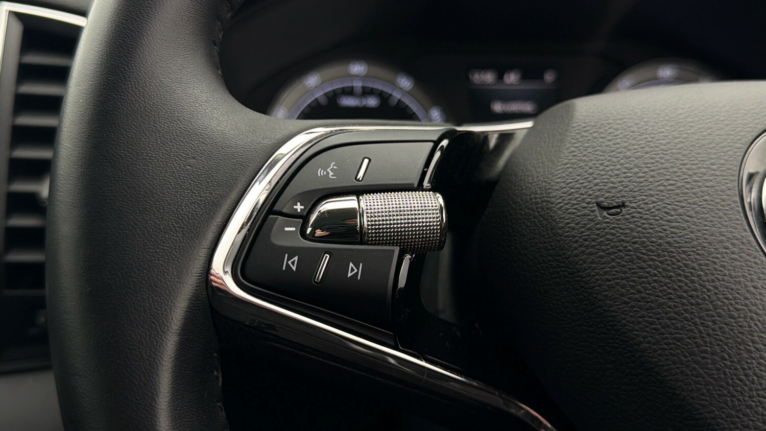 Used Skoda Karoq 2021 for sale - 77997545: Photo 23