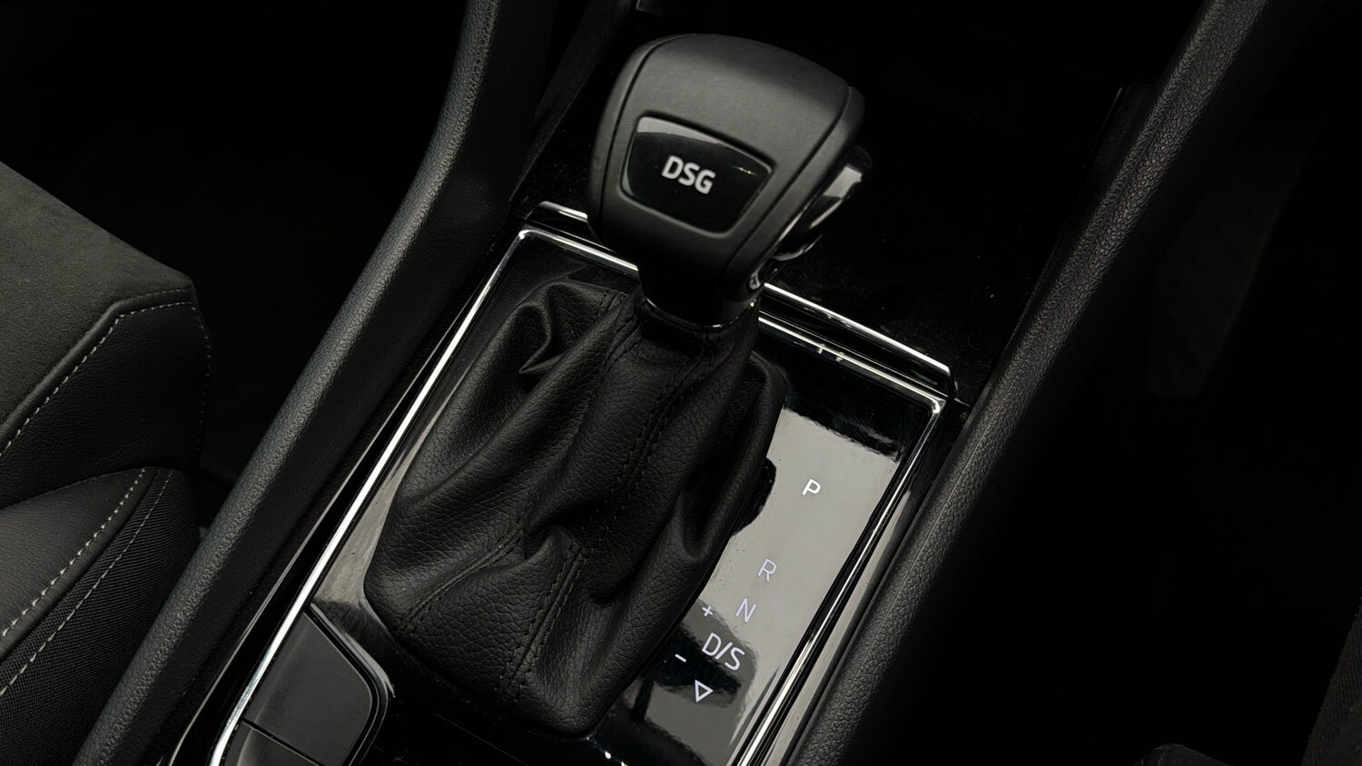 Used Skoda Karoq 2021 for sale - 77997545: Photo 25