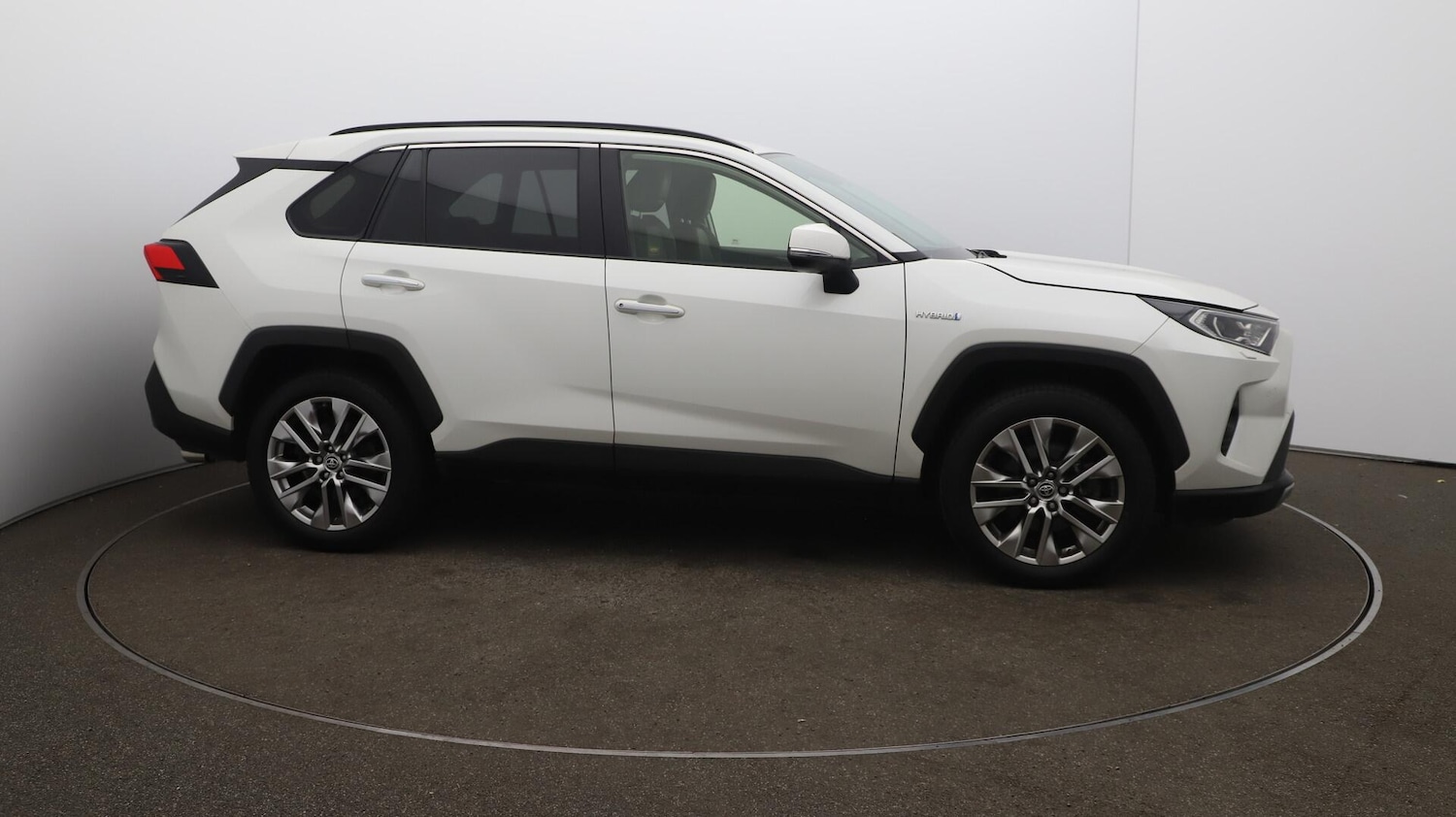 Used Toyota RAV4 2022 for sale - 76361321: Photo 50