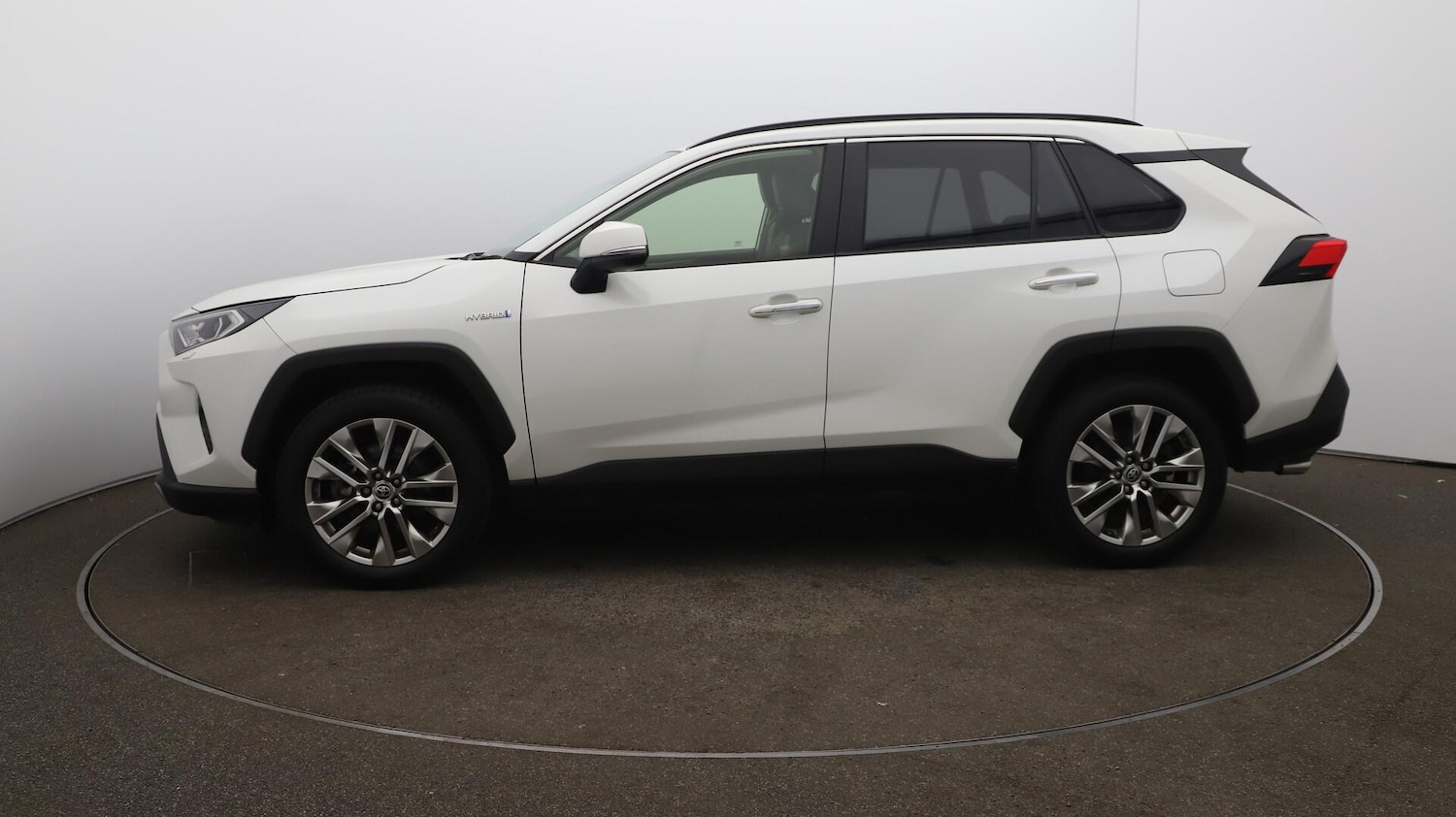 Used Toyota RAV4 2022 for sale - 76361321: Photo 67