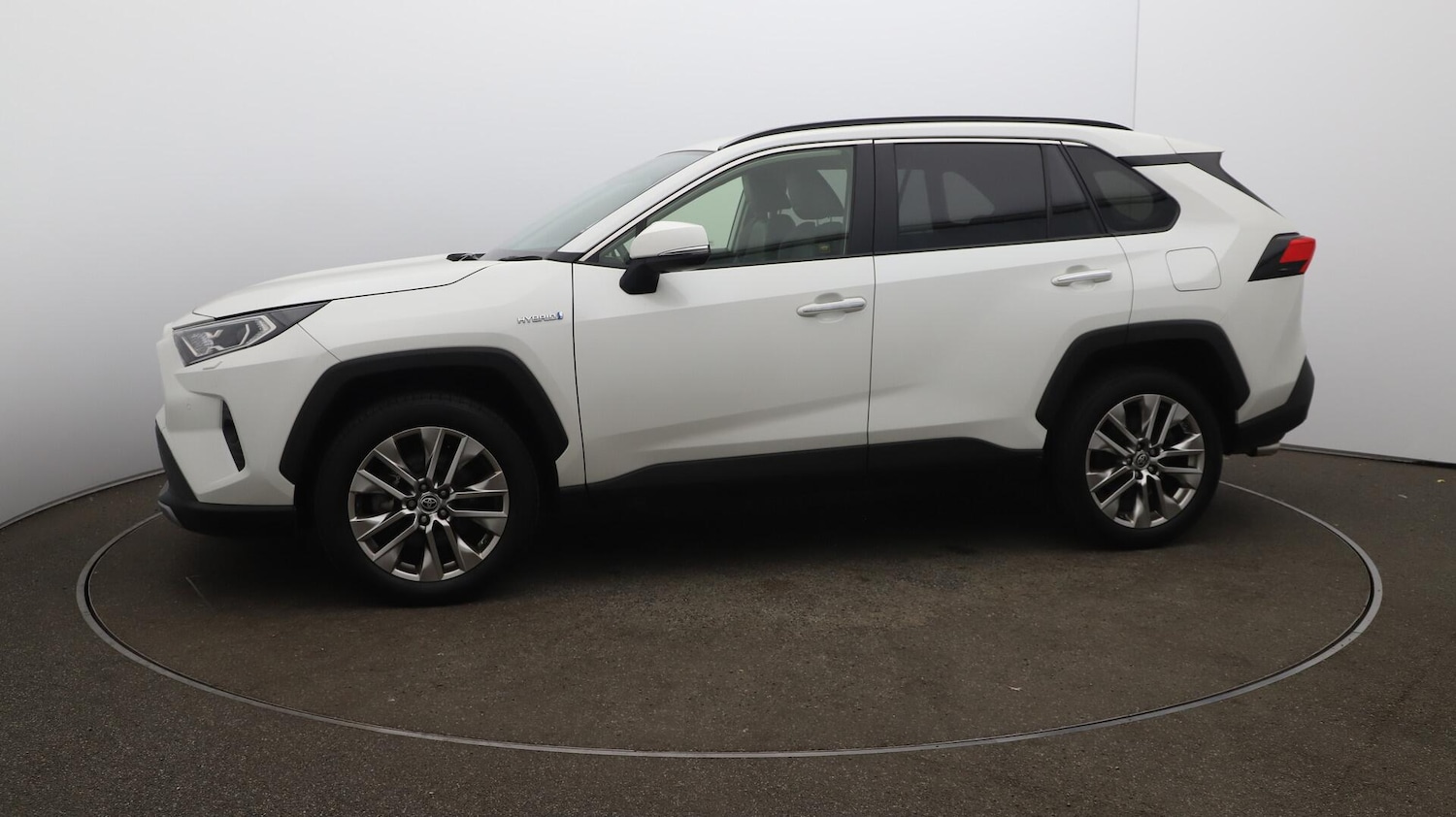 Used Toyota RAV4 2022 for sale - 76361321: Photo 68