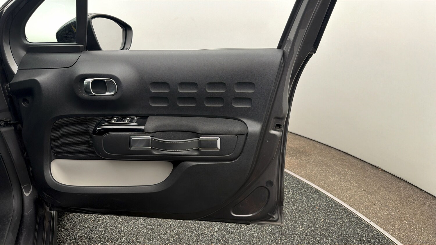 Used Citroen C3 2023 for sale - 78209874: Photo 14