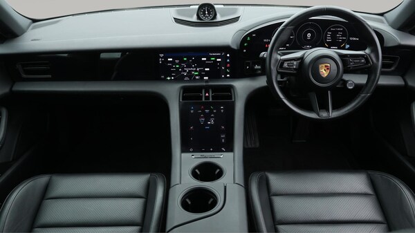 Used Porsche Taycan 2020 for sale - 76259415: Photo 14