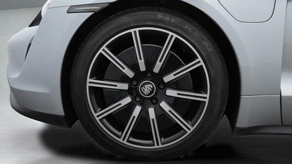 Used Porsche Taycan 2020 for sale - 76259415: Photo 19