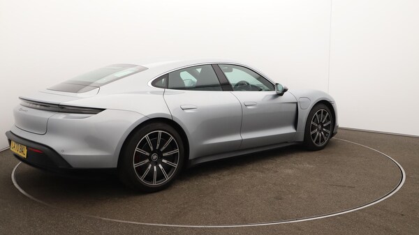Used Porsche Taycan 2020 for sale - 76259415: Photo 56
