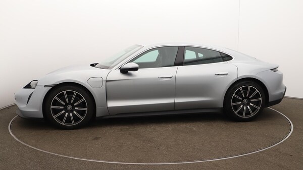 Used Porsche Taycan 2020 for sale - 76259415: Photo 68