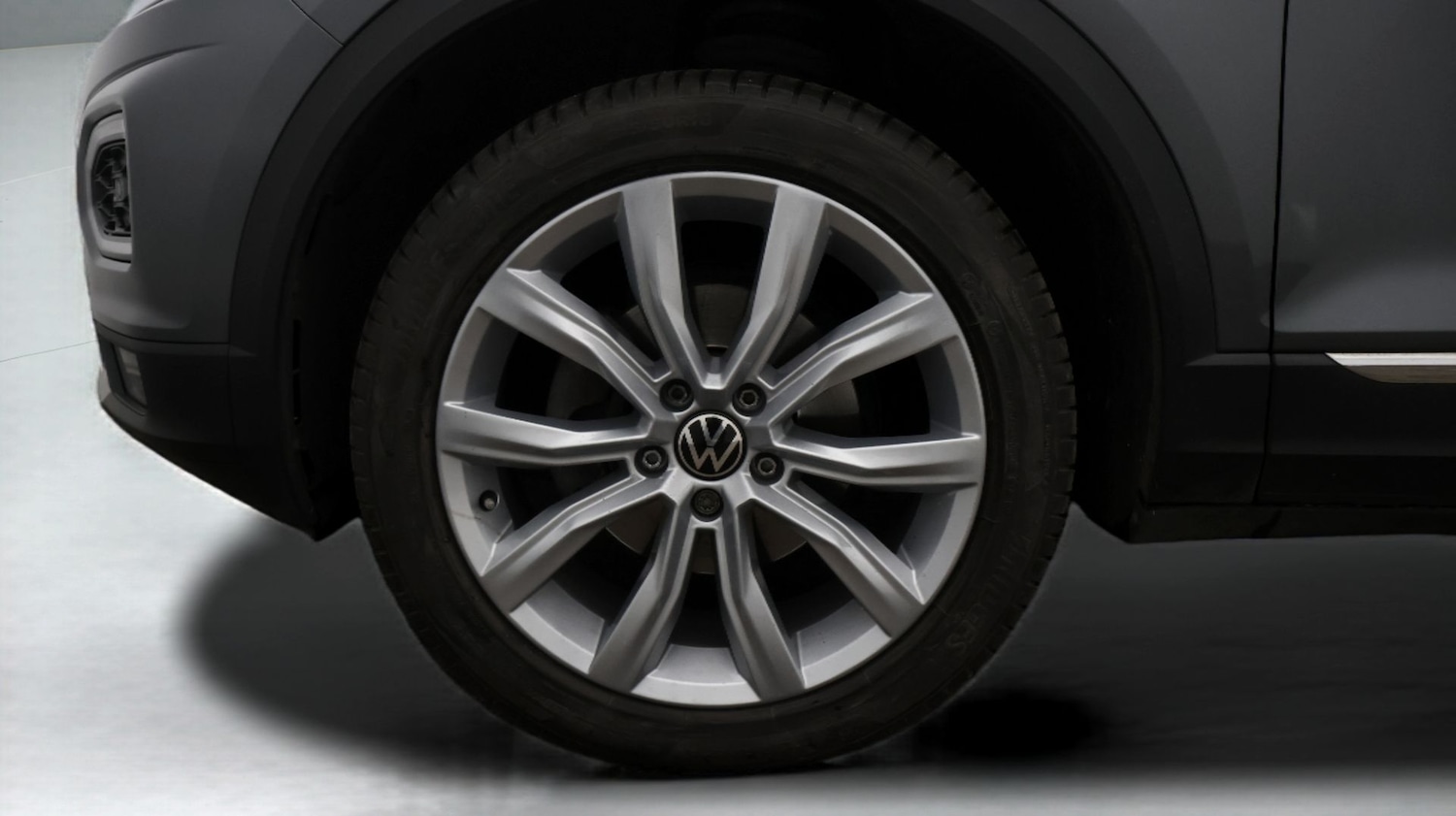 Used Volkswagen T-Roc 2021 for sale - 77236130: Photo 18