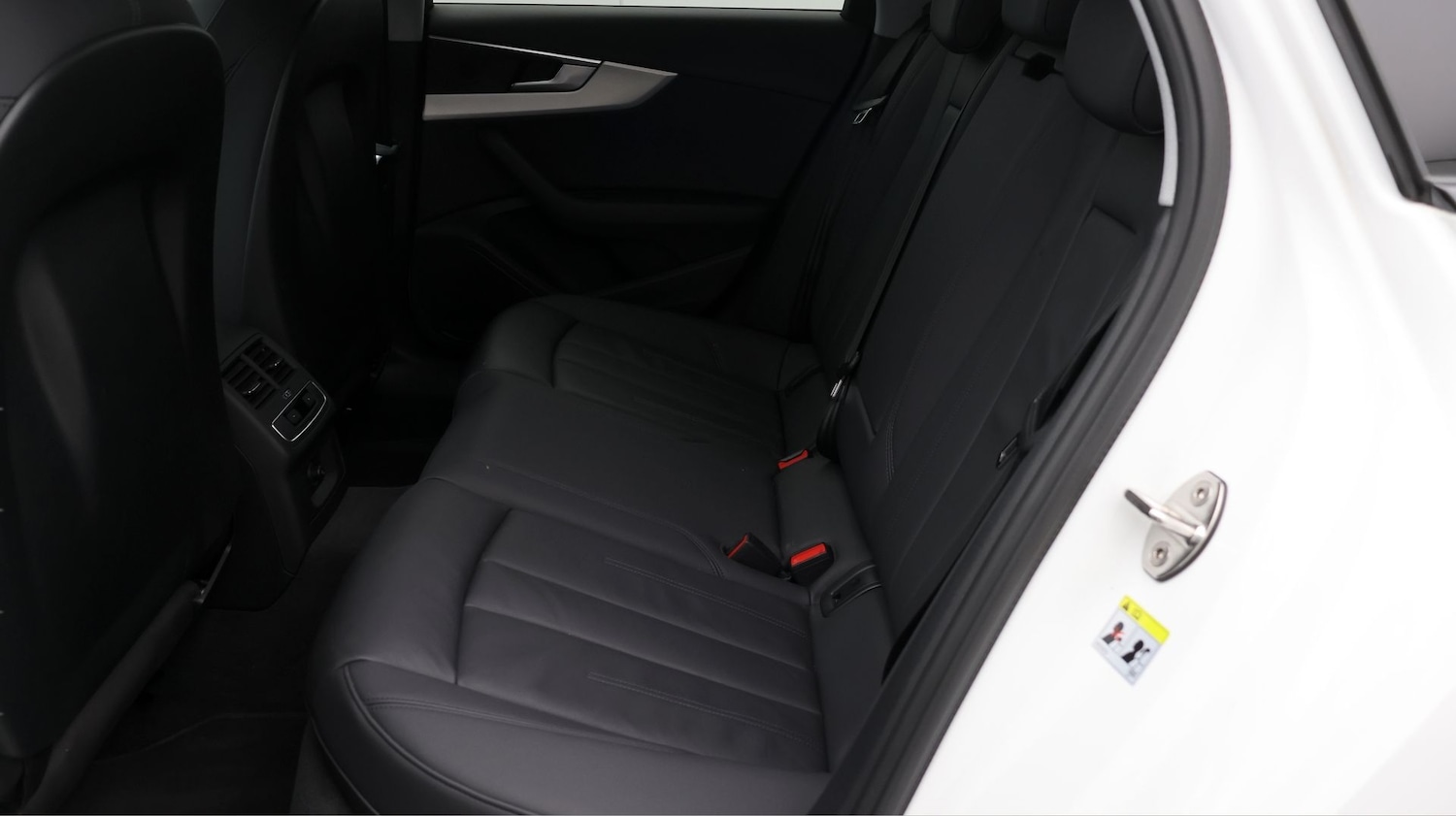 Used Audi A4 2022 for sale - 77516413: Photo 16