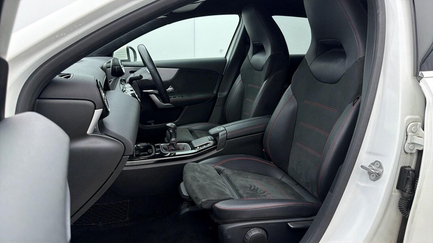 Used Mercedes-Benz A-Class 2020 for sale - 77937660: Photo 13