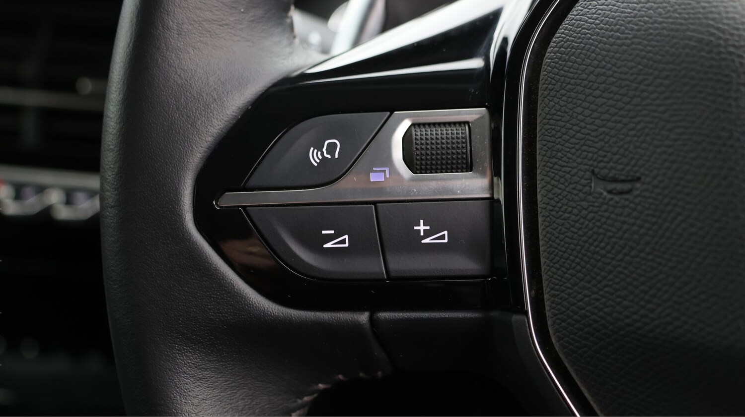 Used Peugeot 2008 2022 for sale - 77903756: Photo 22