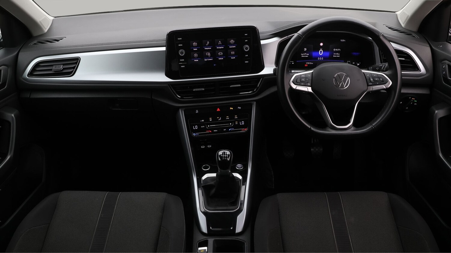 Used Volkswagen T-Roc 2024 for sale - 77490982: Photo 13