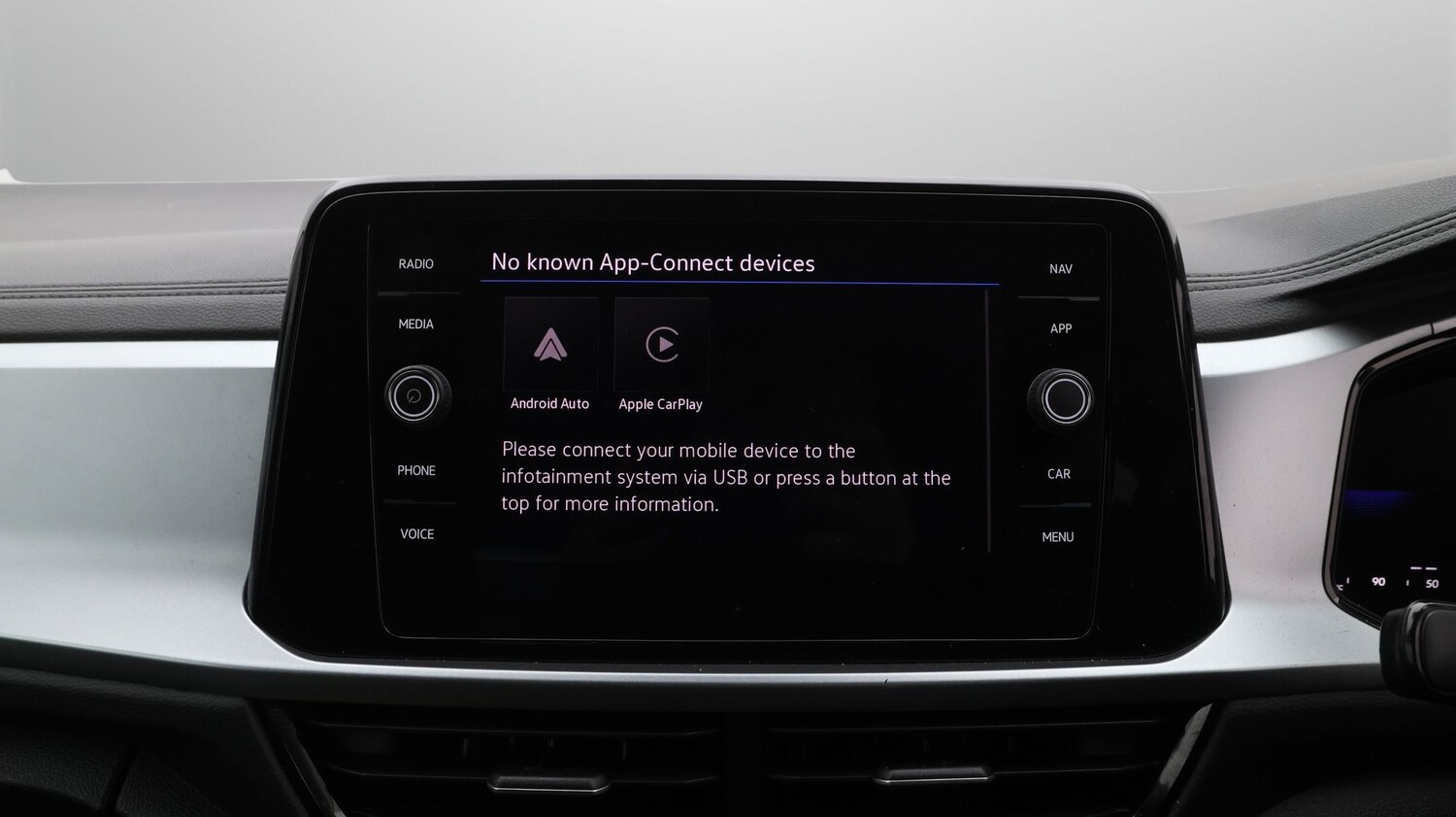 Used Volkswagen T-Roc 2024 for sale - 77490982: Photo 23