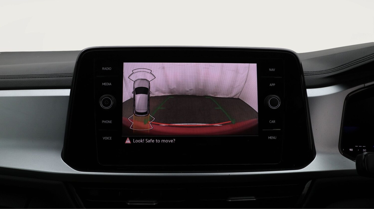 Used Volkswagen T-Roc 2024 for sale - 77490982: Photo 25