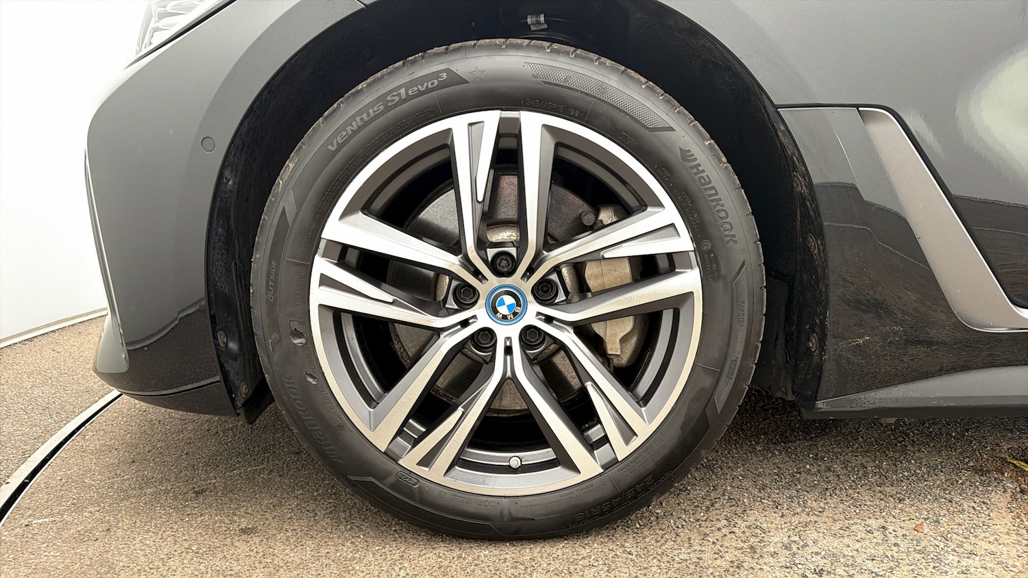 Used BMW i4 2023 for sale - 78123513: Photo 17