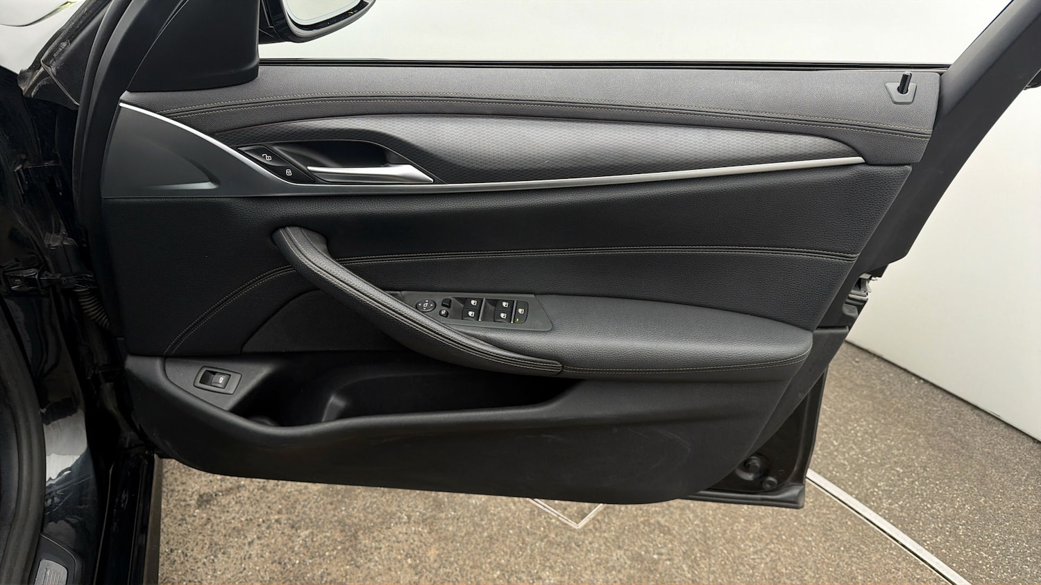 Used BMW 5 Series 2022 for sale - 78080408: Photo 14