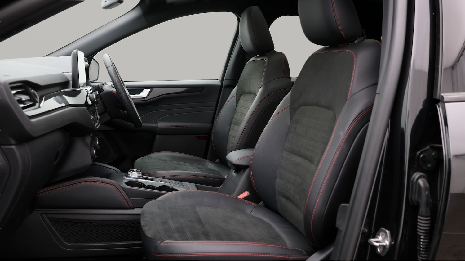 Used Ford Kuga 2022 for sale - 77235832: Photo 14