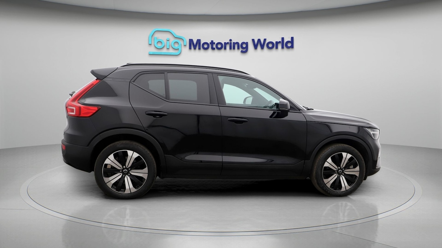 Used Volvo XC40 2023 for sale - 77775344: Photo 8