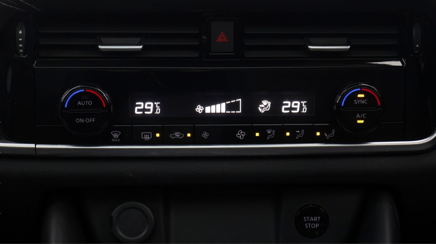 Used Nissan Qashqai 2023 for sale - 77502465: Photo 12