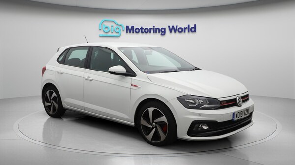 Used Volkswagen Polo 2019 for sale - 76158949: Photo 2