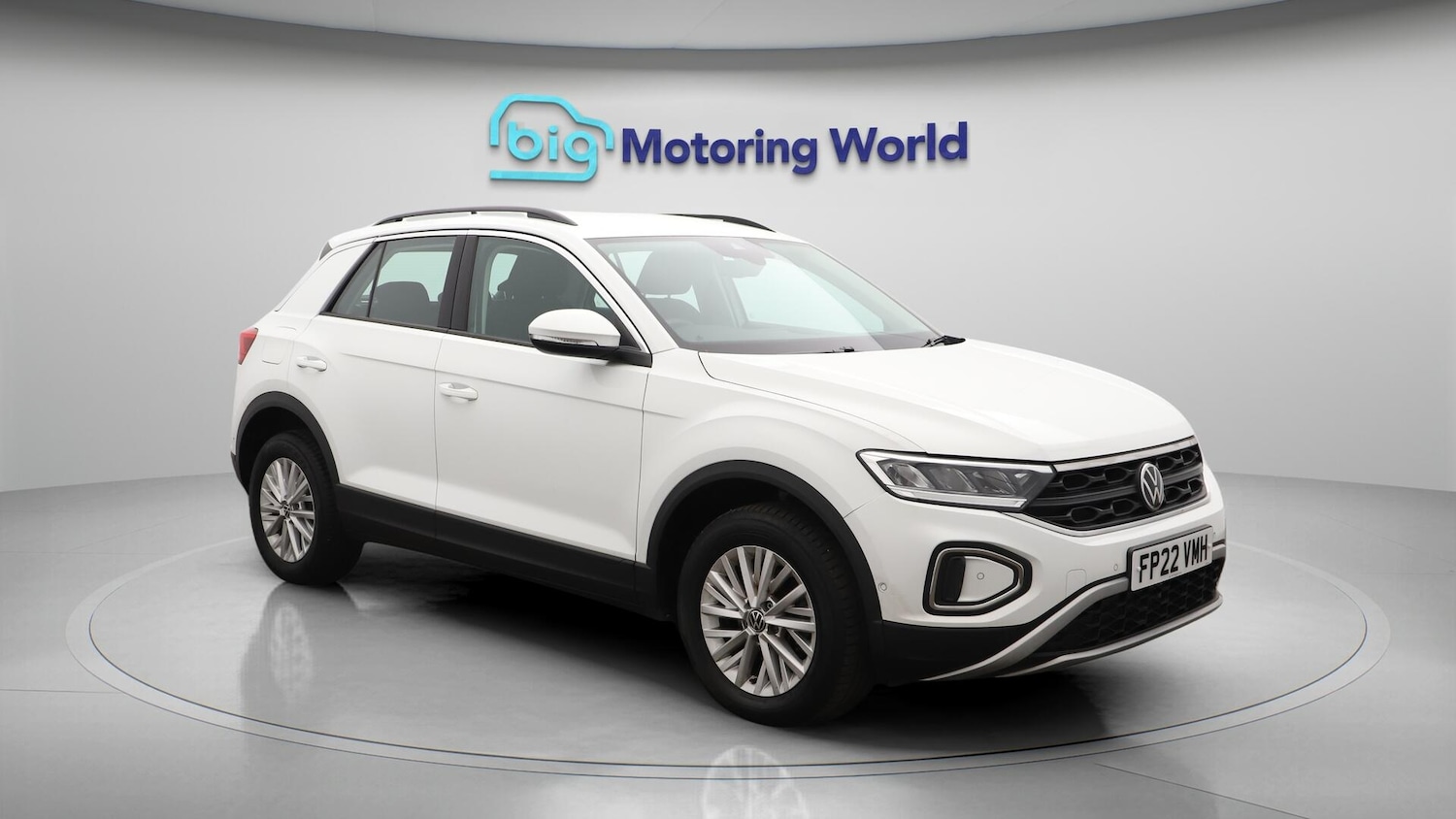 Used Volkswagen T-Roc 2022 for sale - 76072054: Photo 2