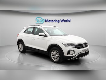 Used Volkswagen T-Roc 2022 for sale - 76072054: Photo 2