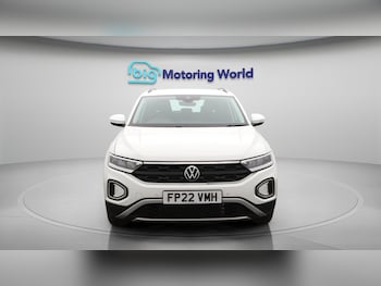 Used Volkswagen T-Roc 2022 for sale - 76072054: Photo 3