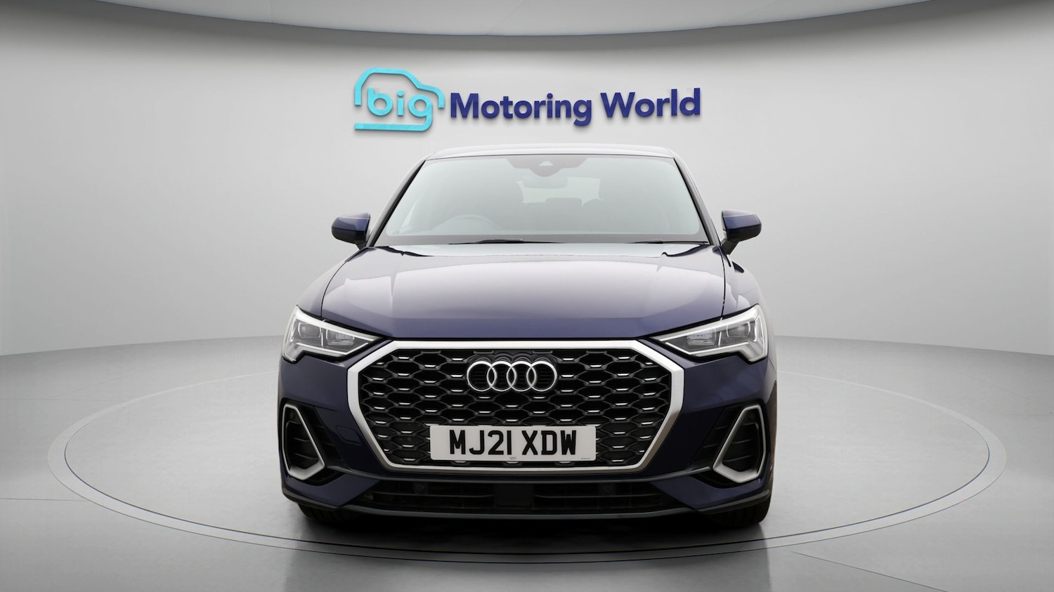 Used Audi Q3 2021 for sale - 77501975: Photo 2