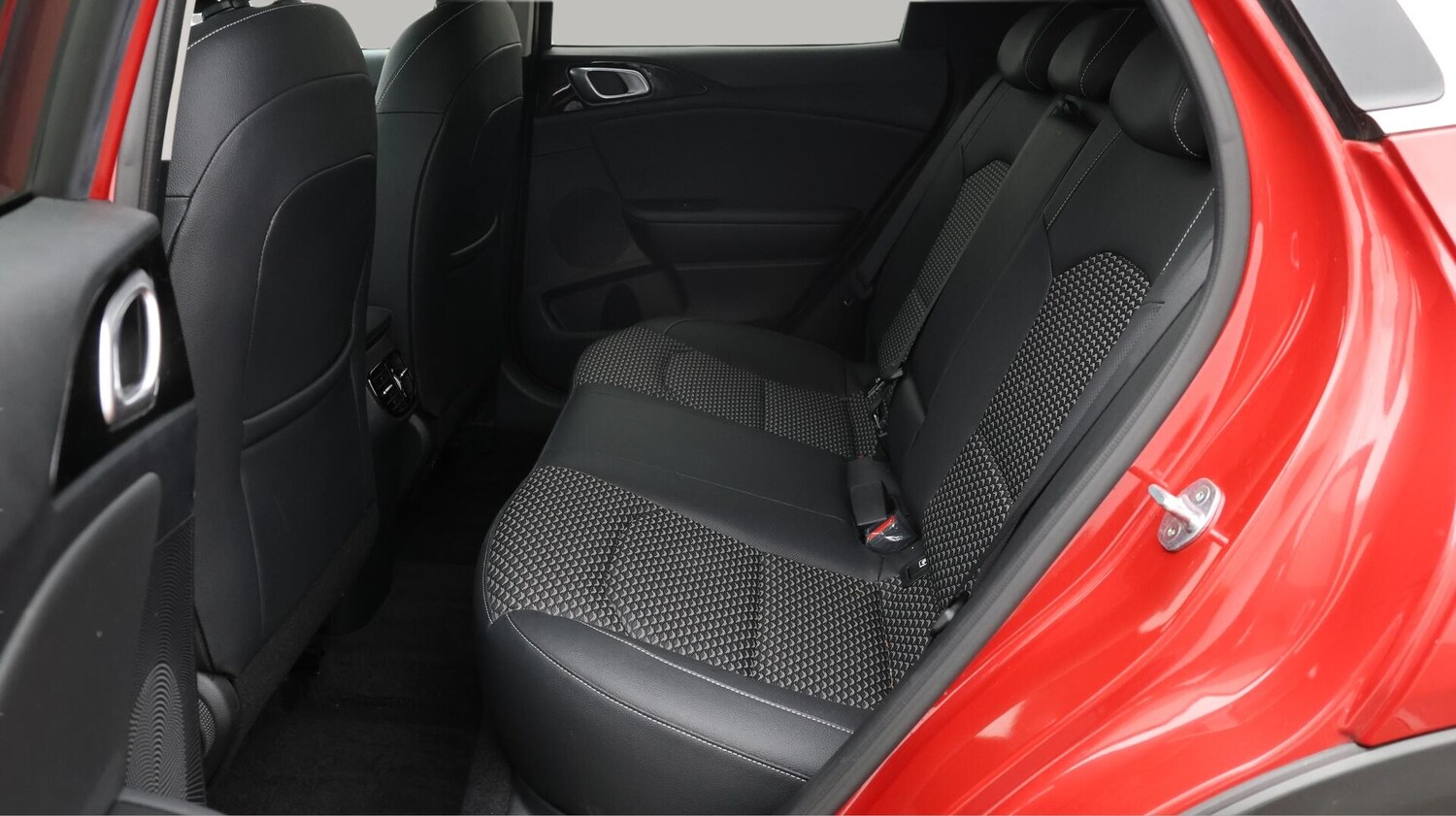 Used Kia XCeed 2022 for sale - 76645339: Photo 17