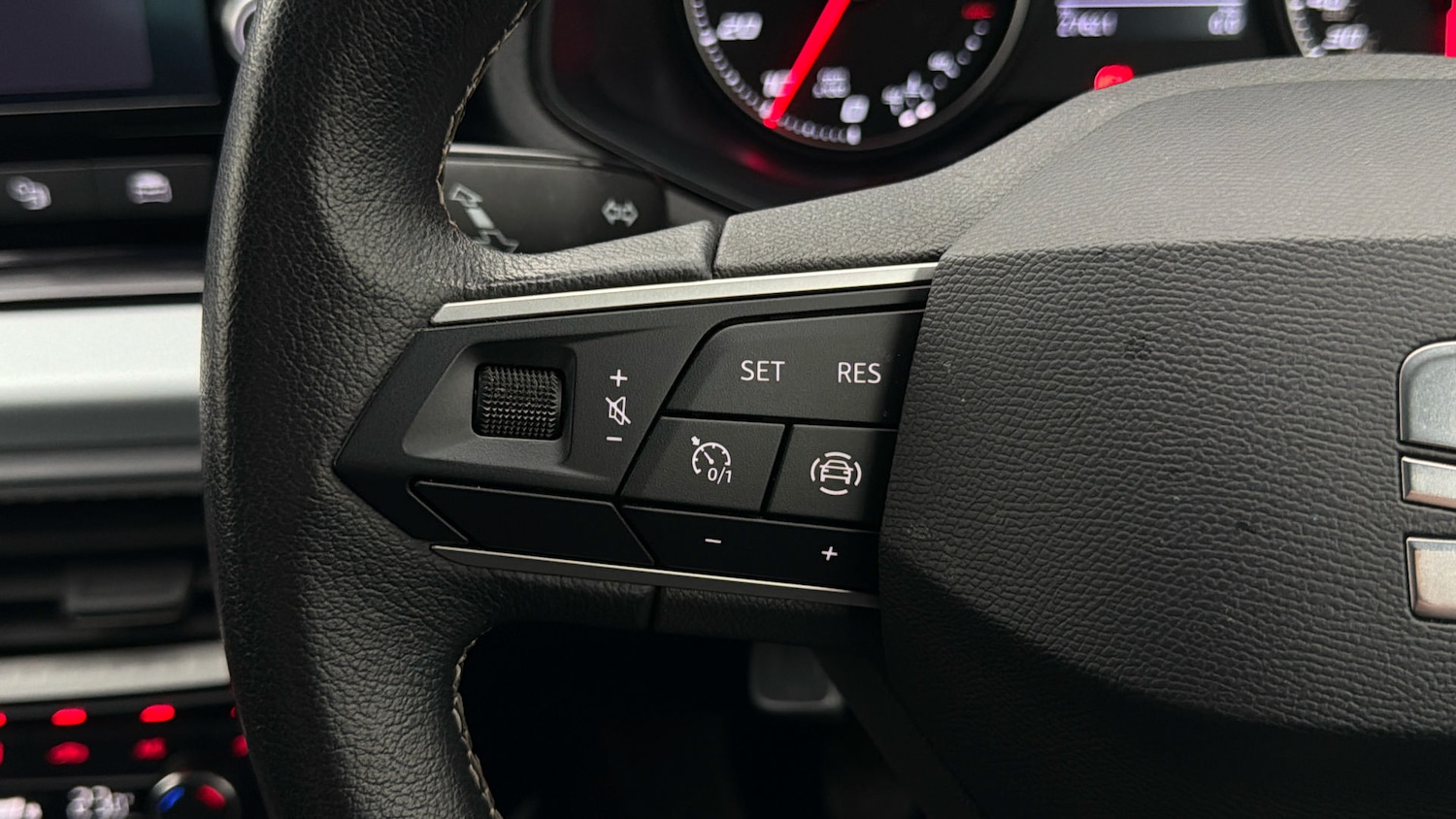 Used SEAT Arona 2023 for sale - 77846349: Photo 22