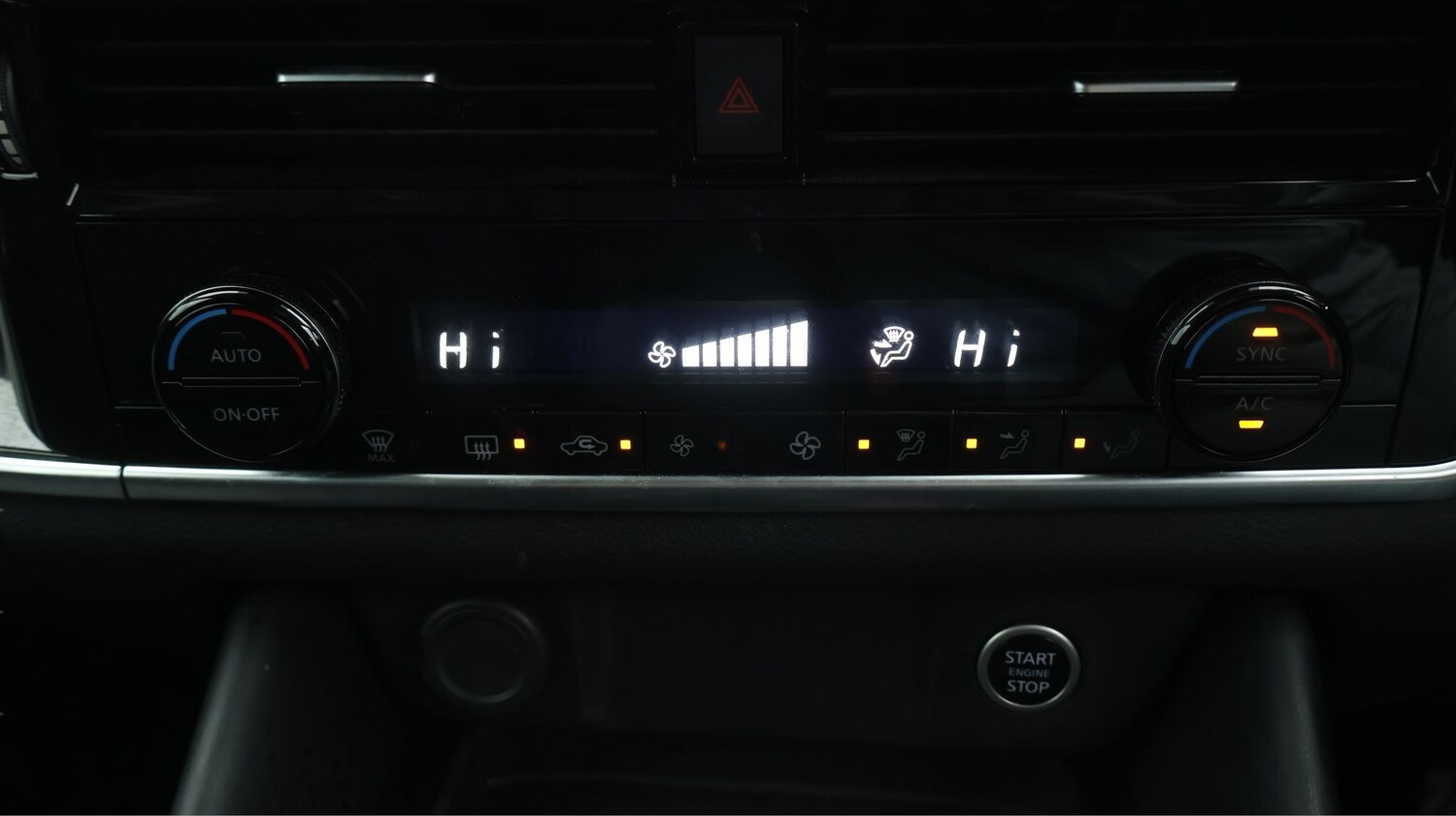 Used Nissan Qashqai 2022 for sale - 77701988: Photo 12