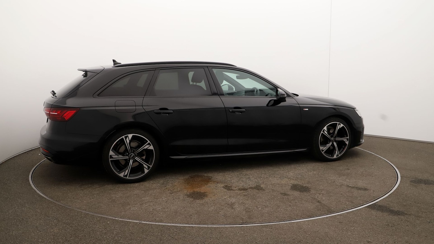 Used Audi A4 Avant for sale - 76811516: Photo 45