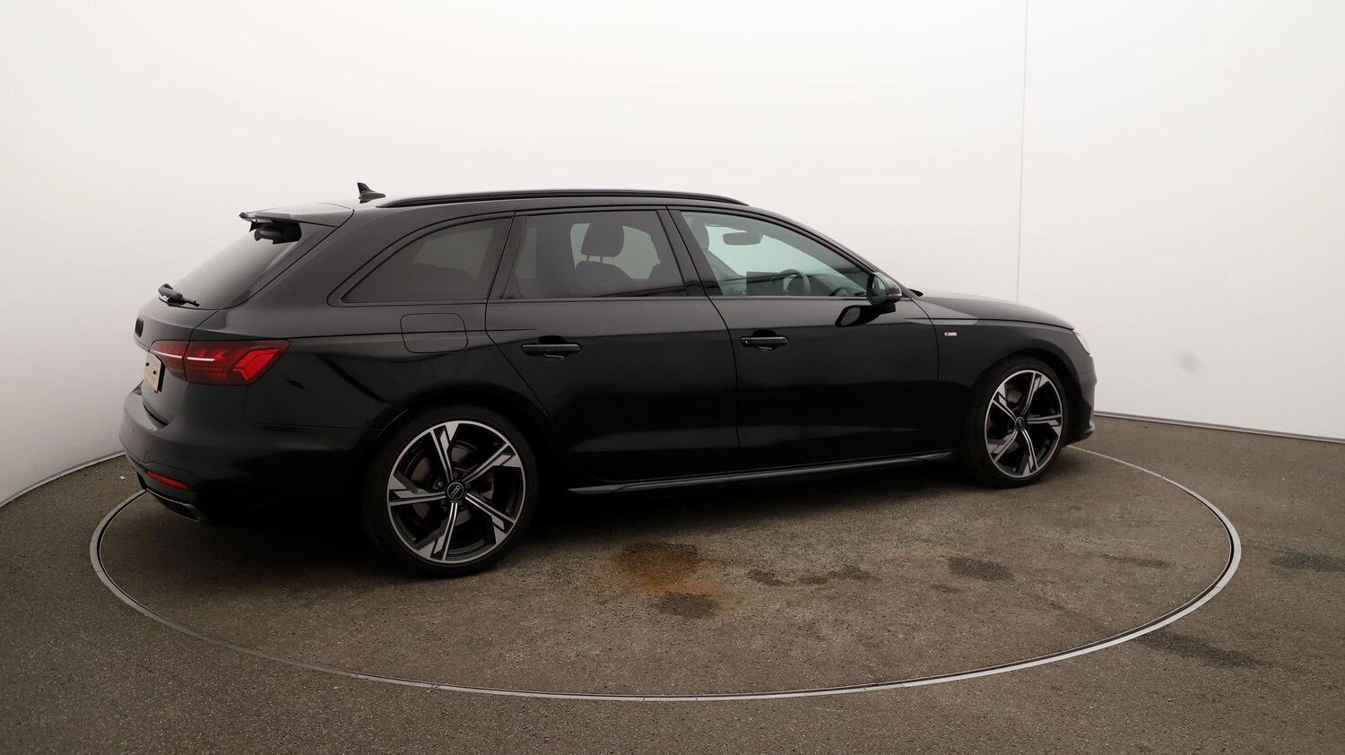Used Audi A4 Avant for sale - 76811516: Photo 46