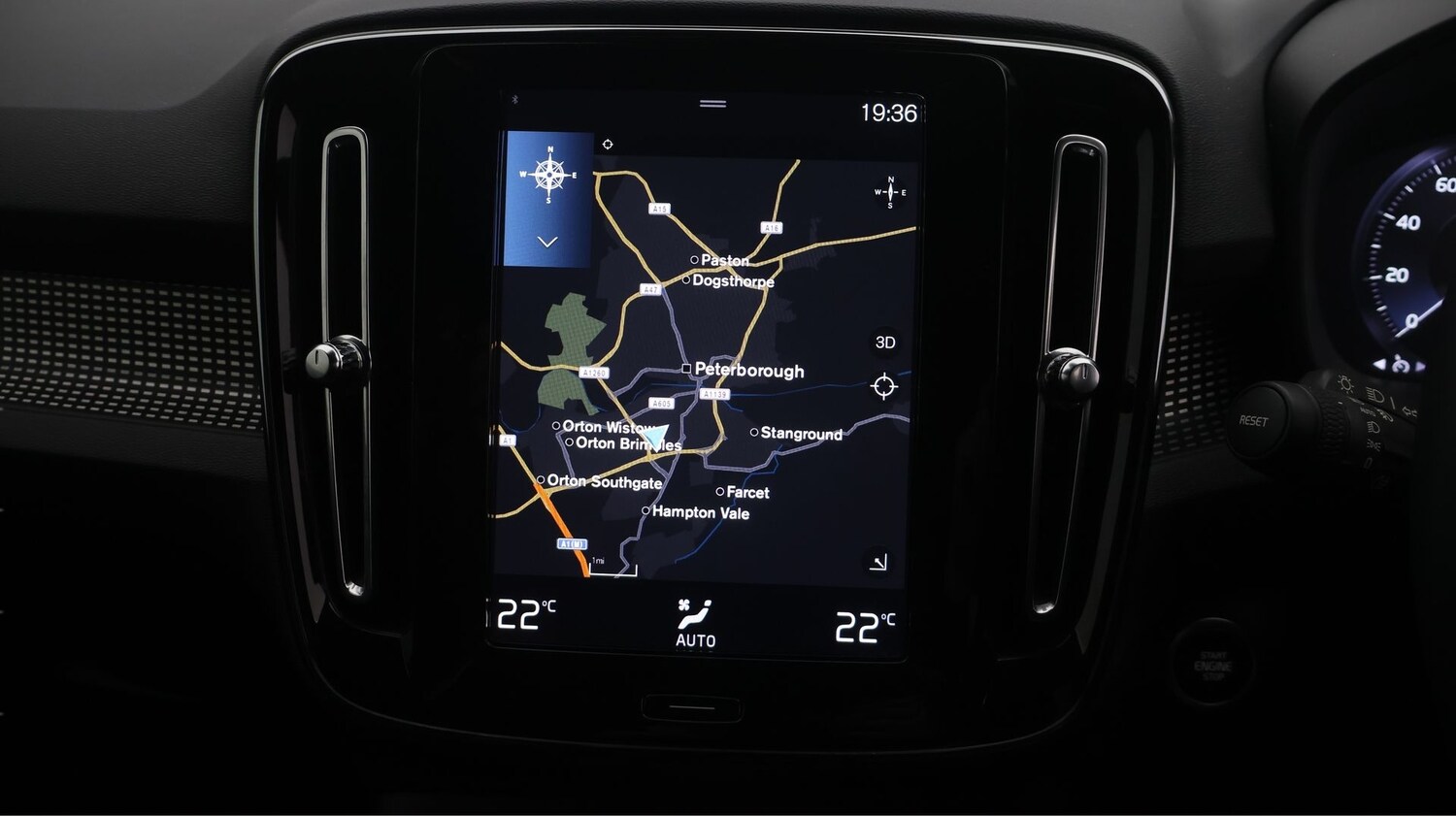 Used Volvo XC40 2022 for sale - 77688940: Photo 11