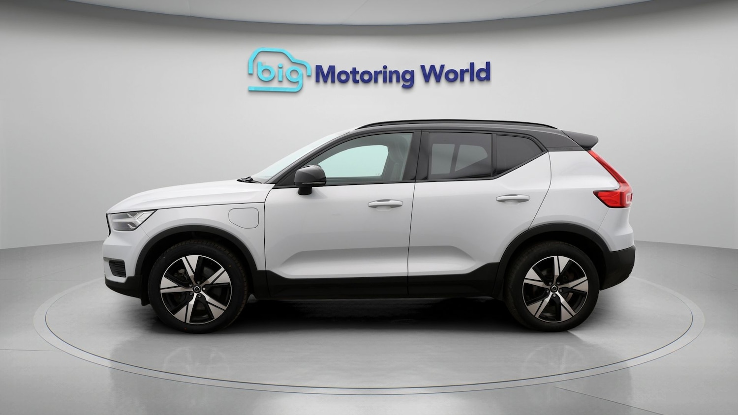 Used Volvo XC40 2022 for sale - 77688940: Photo 4