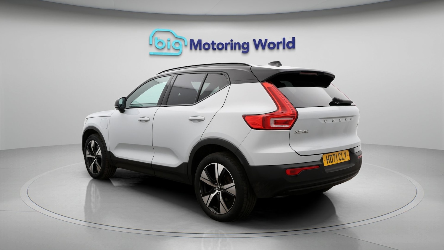 Used Volvo XC40 2022 for sale - 77688940: Photo 5