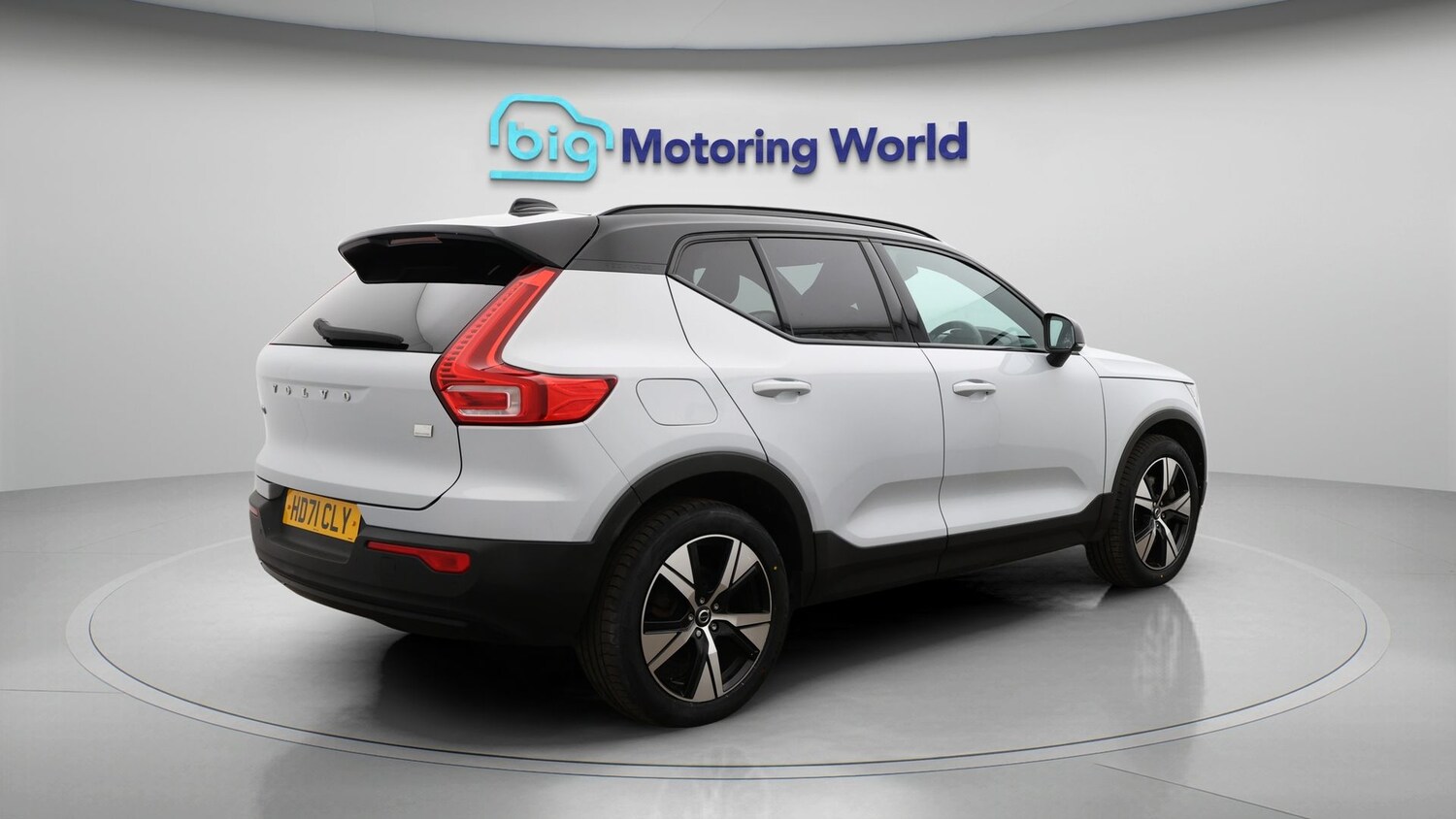 Used Volvo XC40 2022 for sale - 77688940: Photo 7