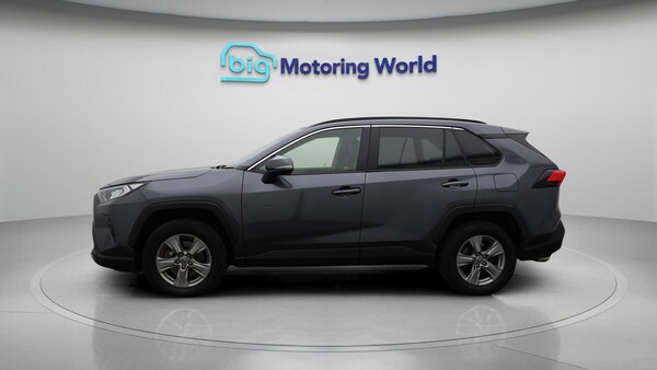 Used Toyota RAV4 2022 for sale - 76043045: Photo 5