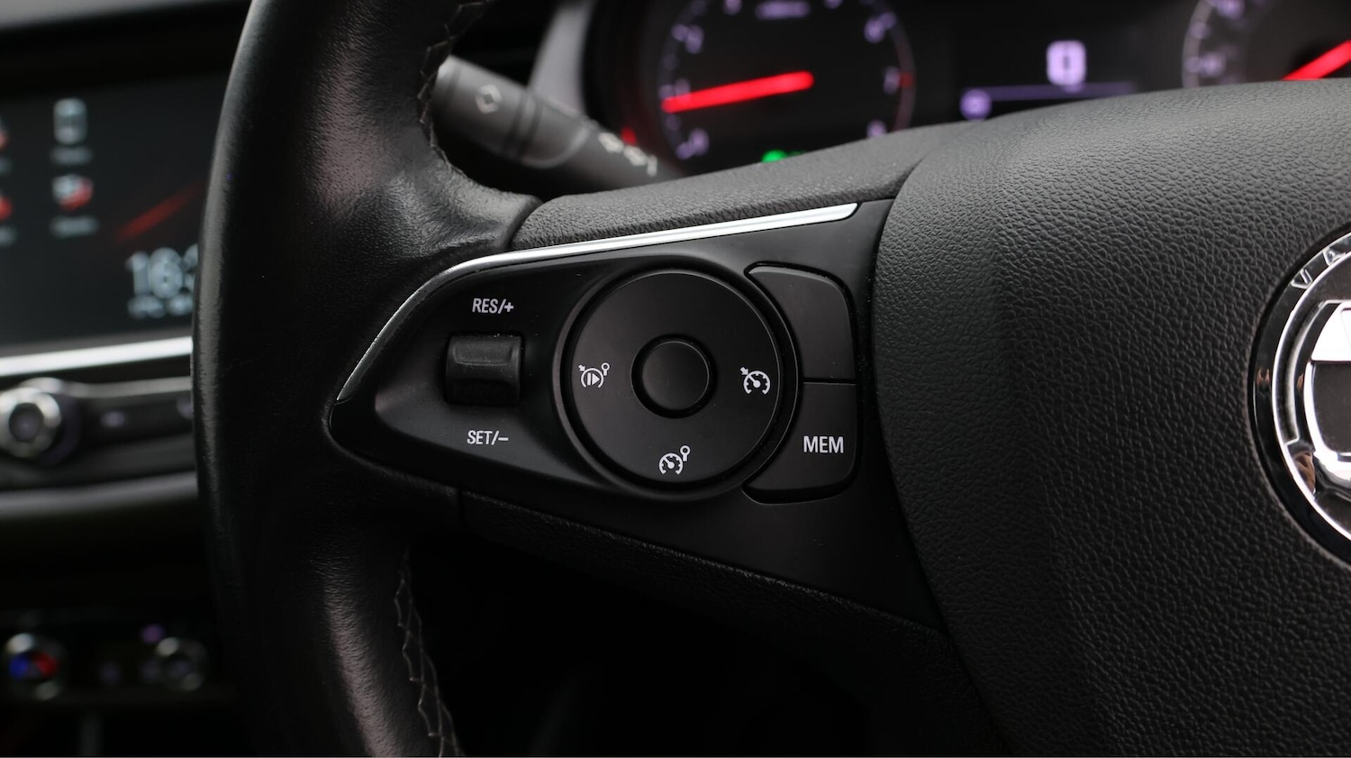 Used Vauxhall Crossland X 2019 for sale - 76498762: Photo 23